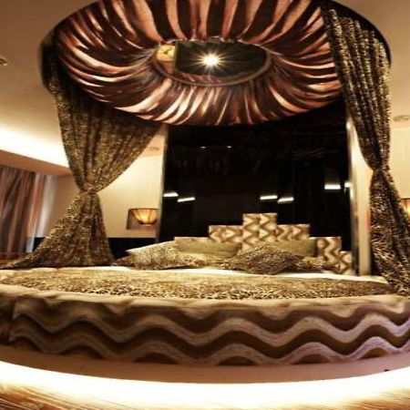 We Love Hotel เซี่ยงไฮ้ ภายนอก รูปภาพ
